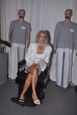 Monica Vaziralli at Le Mill men_s wear collection launch in Mumbai on 31st March 2012.JPG